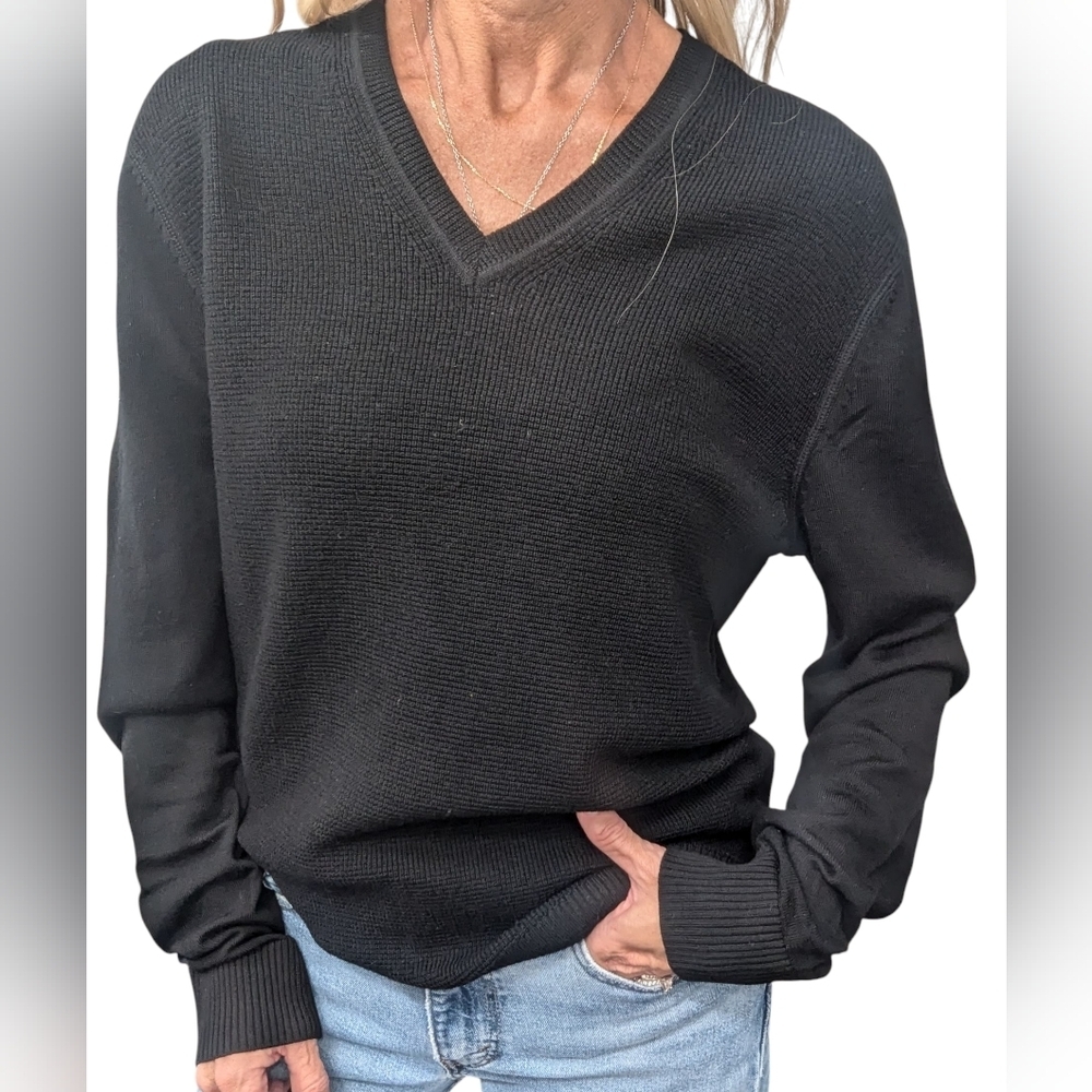 Armani Exchange Black Wool V-Neck Sweater M Minimalist Capsule Wardrobe